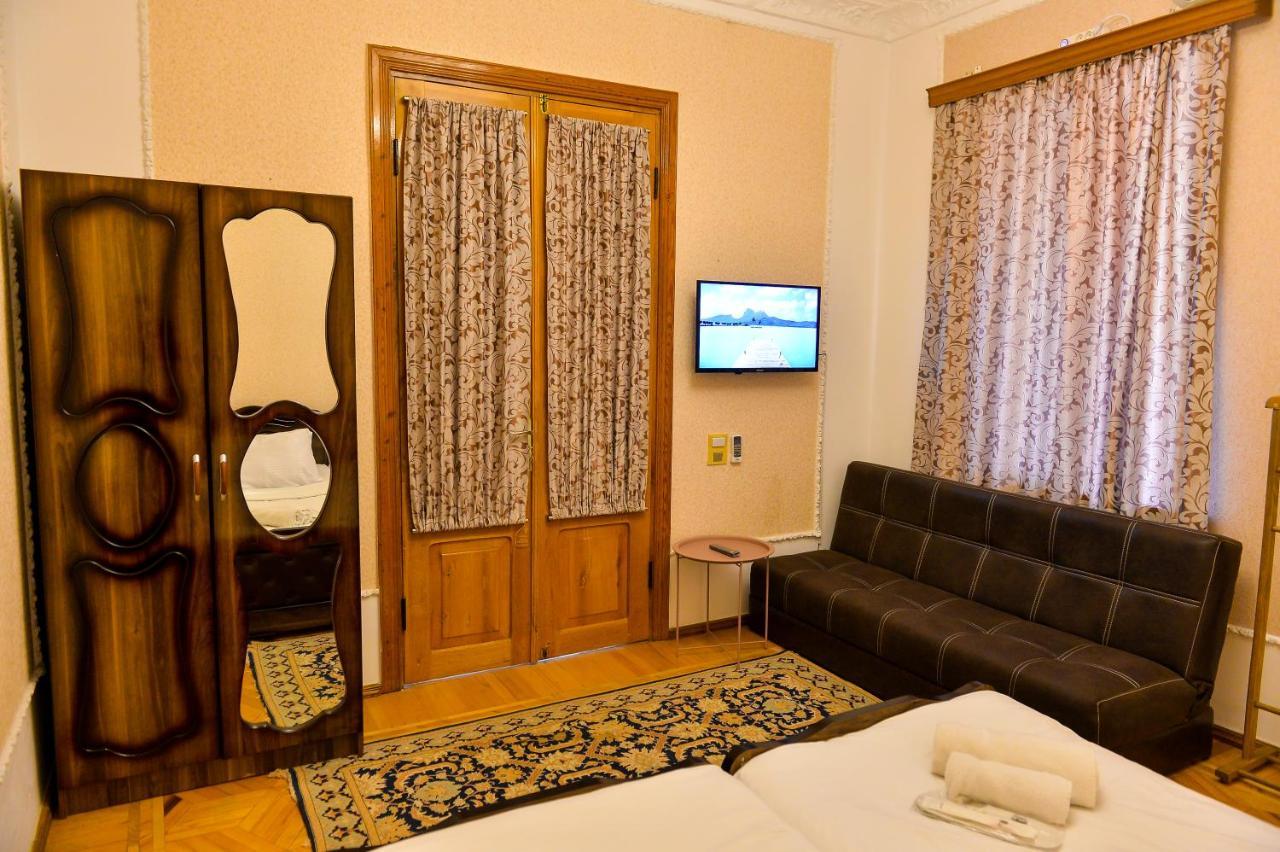 Sanapiro Hotel Kutaisi Zewnętrze zdjęcie